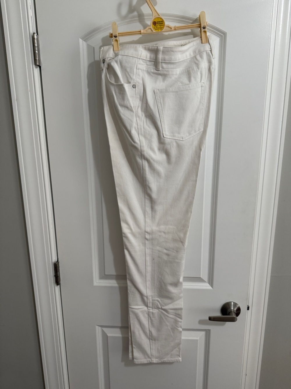 Cream White Straight-Leg Jeans